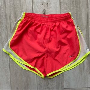 Nike Dri-FIT Tempo Lightweight Running Shorts Size Small Pink Orange Red Yellow